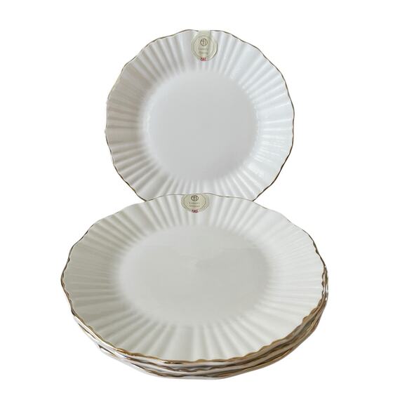 Eaton Fine Porcelain Aubrey Dinner Plates 10.5" Fluted Gold Accent Edge Set of 4 - Picture 1 of 13